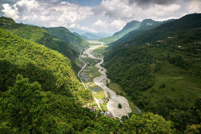 Paysage sur le chemin entre Phedi et Pothana - Népal