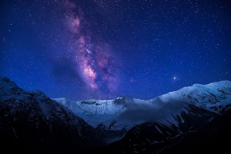 Voie lactée sur le Khangsar Kang vu du camp de base de Tilicho - Népal