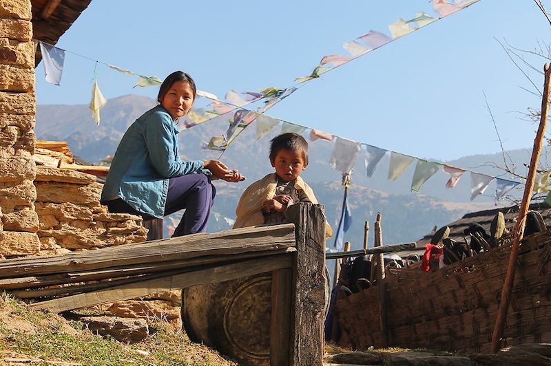Rencontre au village de Dimil - Népal