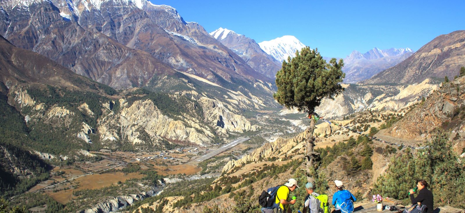 Image Mythique Annapurna et lac Tilicho