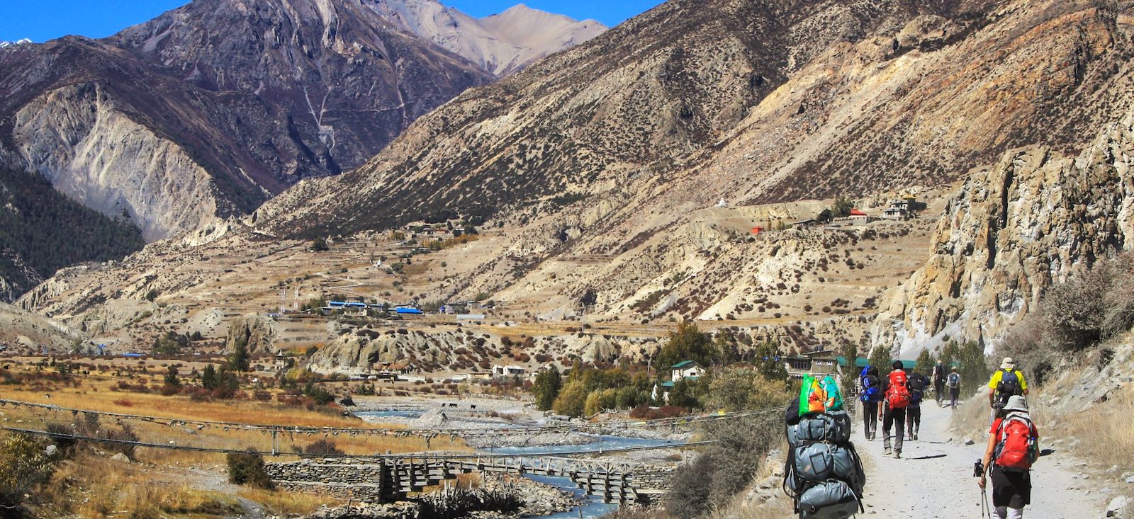 Image Mythique Annapurna et lac Tilicho