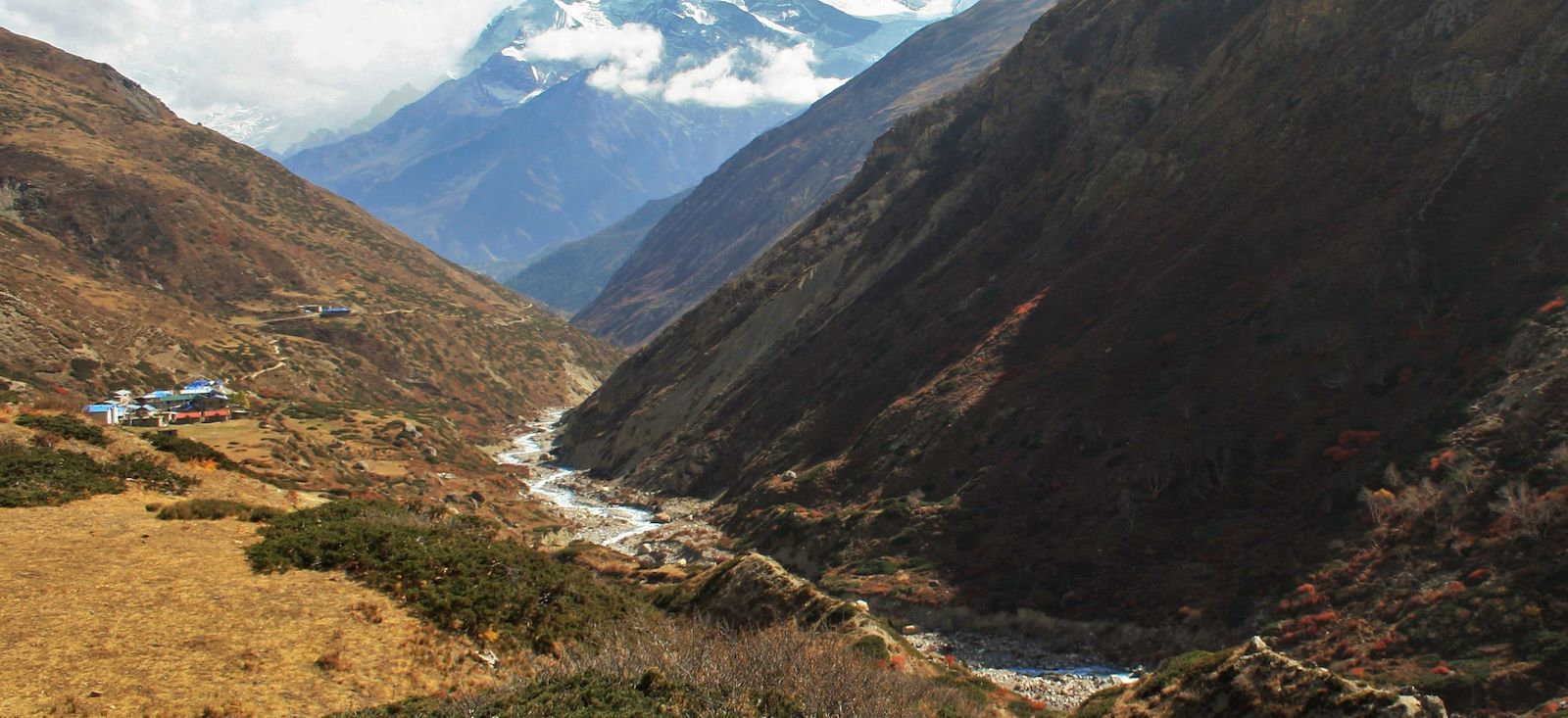Image Mythique Annapurna et lac Tilicho