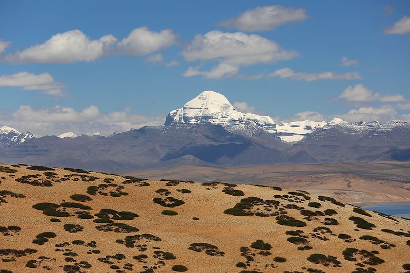 Le mont Kailash depuis les rives du lac Manasarovar - Tibet