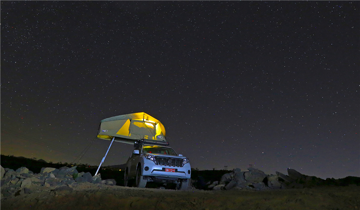 4x4 avec tente sur toit - Oman