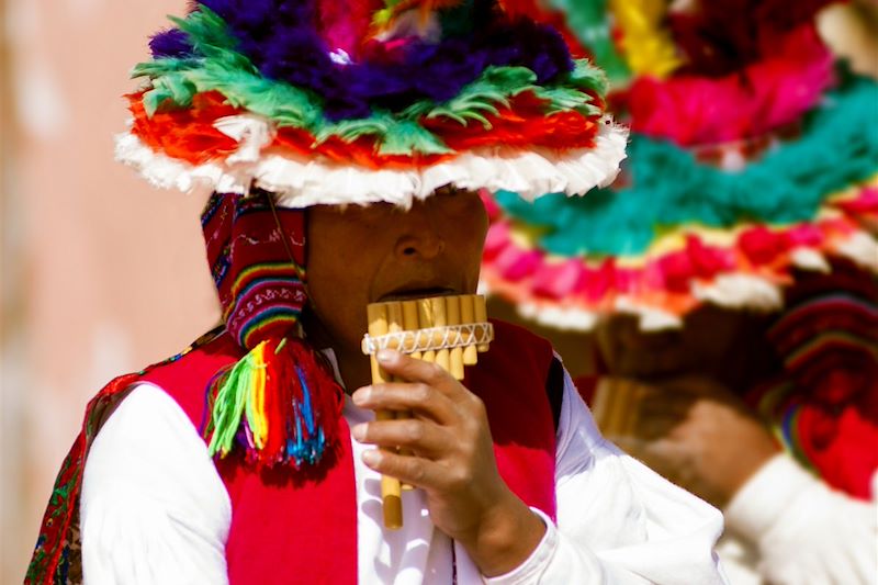 Musicien de l'île de Taquile sur le lac Titicaca - Puno - Pérou