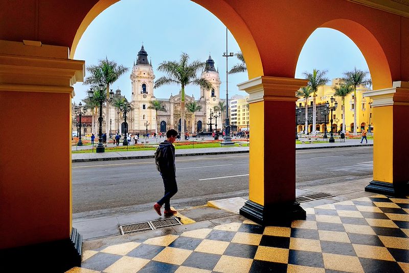 Cathédrale sur la Plaza de Armas - Lima - Pérou