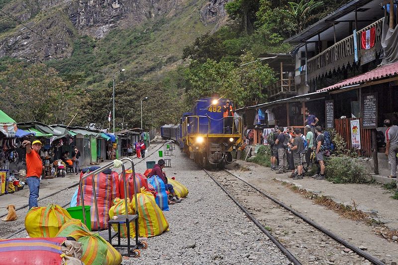 Train pour Aguas Calientes - Pérou