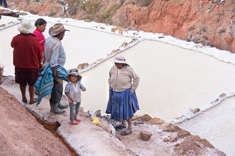 Les salines en terrasse de Maras - Vallée sacrée des Incas - Province de Cuzco - Pérou