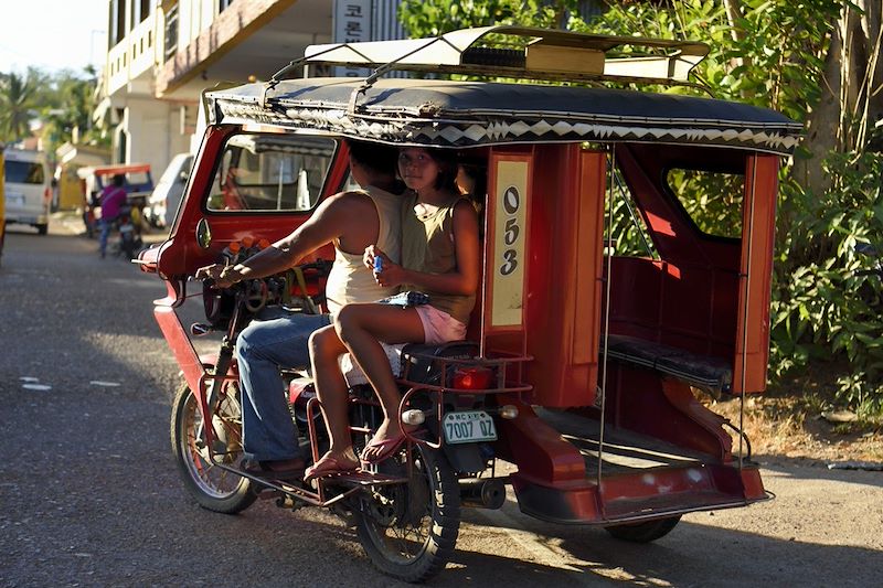 Tricycle à Coron - île de Busuanga - Province de Palawan - Philippines