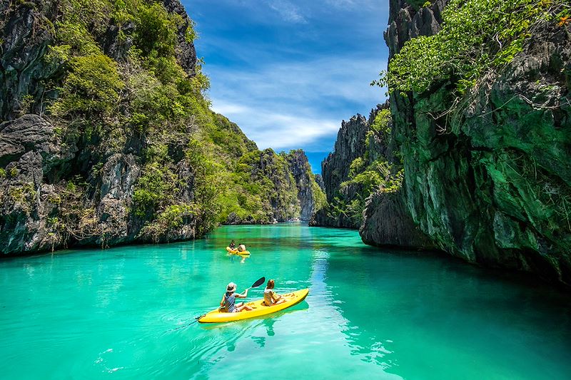 Kayak dans les environs d'El Nido - Palawan - Philippines