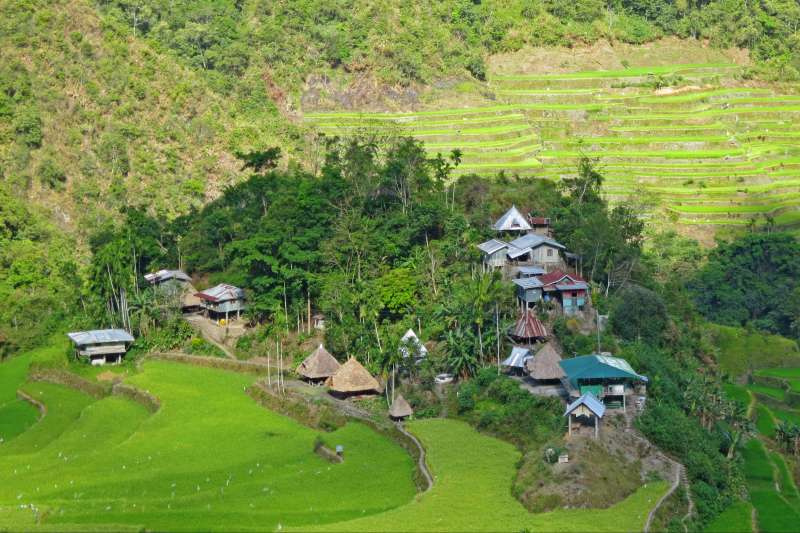 Tribus Ifugao et archipel de Busuanga 