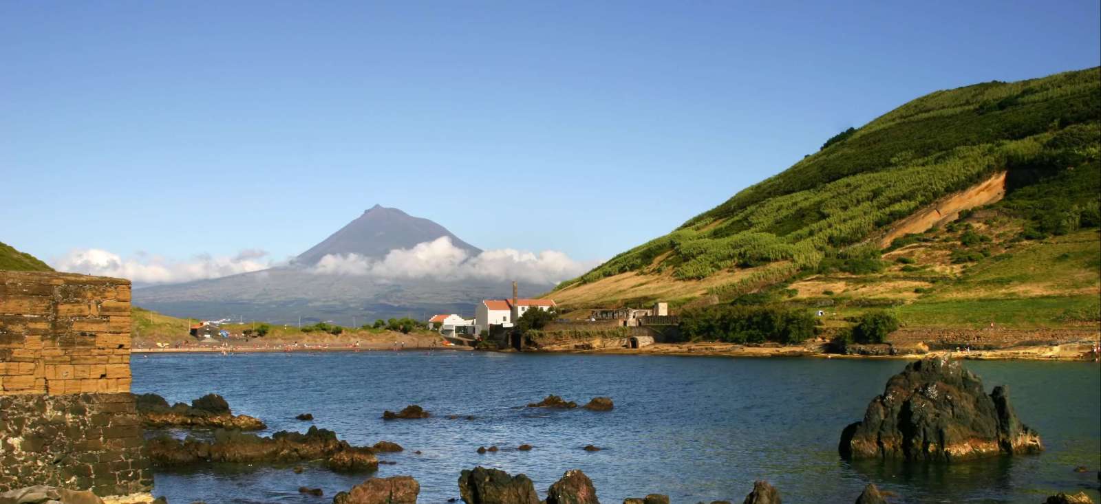 Image Iles, volcans et baleines bleues !