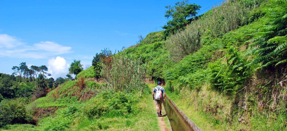 Tour de l'île et balades faciles pour découvrir tranquillement toutes les facettes de l'île