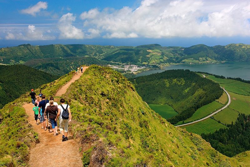 Itinérance nature entre fumerolles, prairies et hortensias sur quatre des neuf îles de l'archipel des Açores