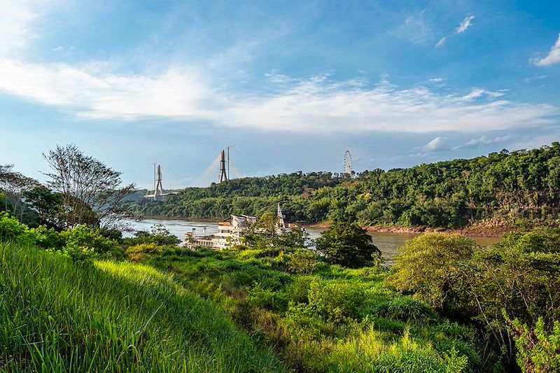 Hito Tres Fronteras aux frontières de l'Argentine, du Brésil et du Paraguay