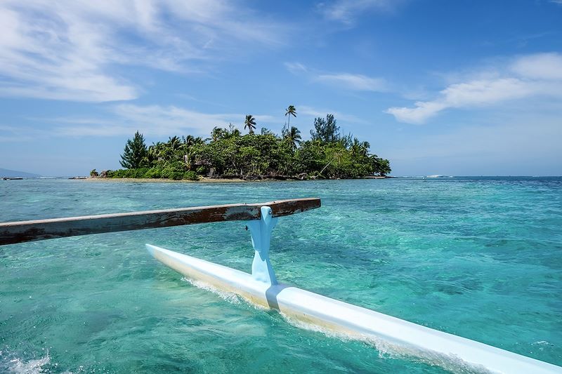 En pirogue à Moorea - Polynésie