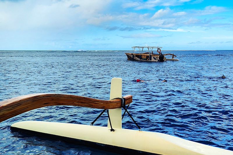 Pirogue à Bora-Bora - Polynésie française