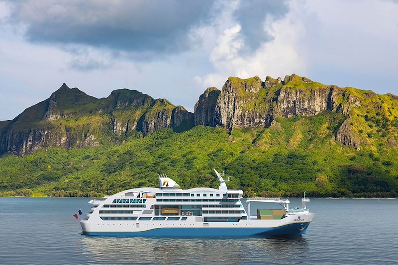 Croisière aux îles Australes à bord de l’Aranoa, une aventure authentique au cœur des îles secrètes de Polynésie