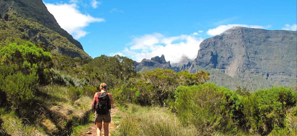 Rando Liberte Ile De La Reunion Ile Maurice Reunion Maurice Rando Pareo Nomade Aventure