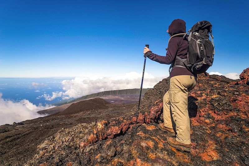Trek aux Grand Bénare et piton des Neiges puis randonnée sportive dans les cirques volcaniques de La Réunion