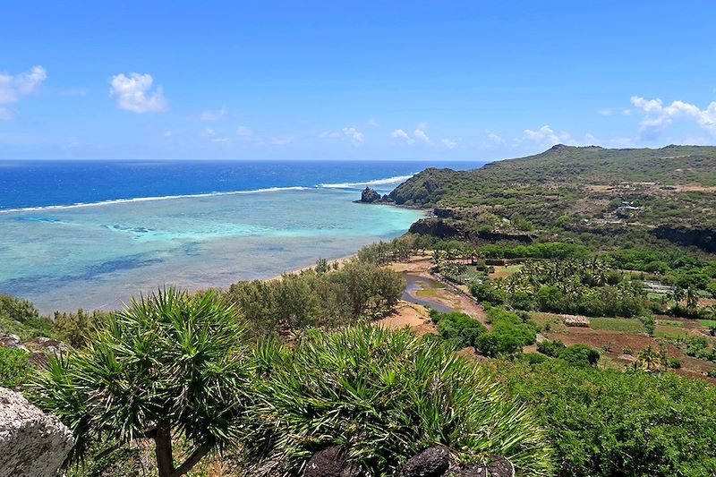 Rando modérée des cirques de la Réunion aux forêts primaires et plages de Rodrigues entre Terre et mer...