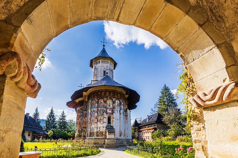 Découverte du Maramures et de la Bucovine, joyaux culturels de Roumanie
