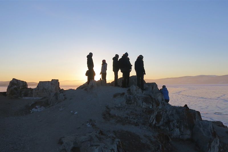 Traversée à pied du lac Baïkal gelé