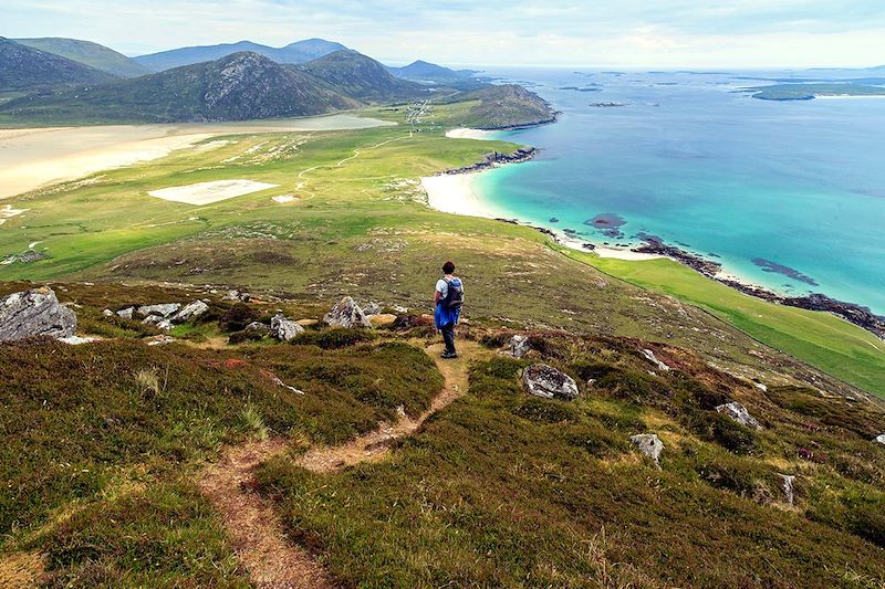 Voyage en Ecosse à la découverte de l'archipel des Hébrides et des terres mythiques du centre du pays. Un must.