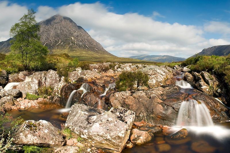 Buachaille Etive Mor et la riviere Coupall - Glencoe - Écosse