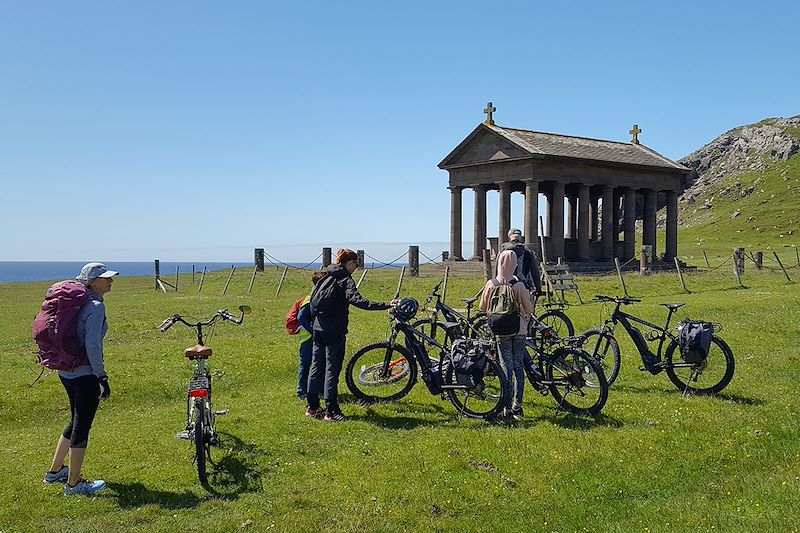 À VTT en famille dans les Highlands - Écosse