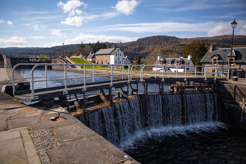 Écluse sur le canal calédonien à Fort Augustus - Écosse