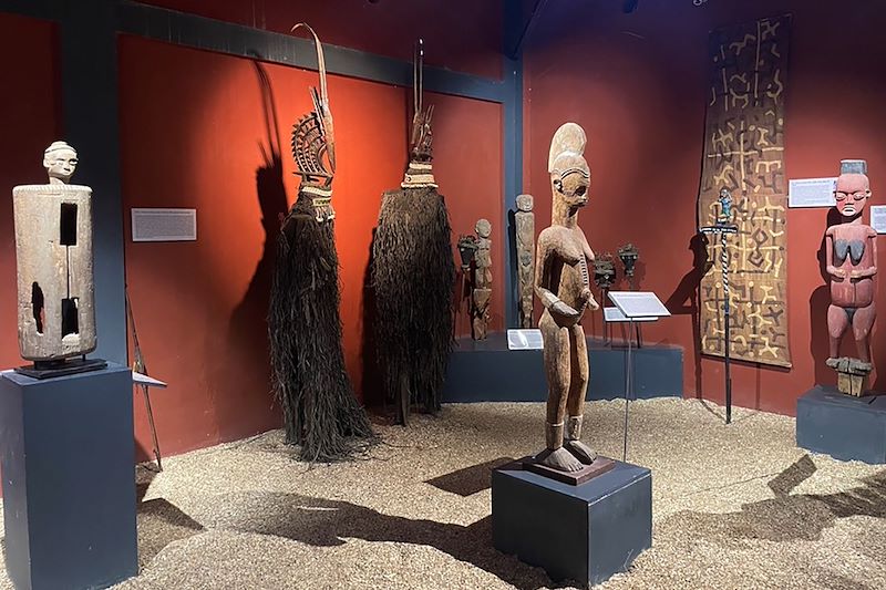  Musée MAHICAO (Musée d'Art et d'Histoire des Cultures d'Afrique de l'Ouest) - Sénégal