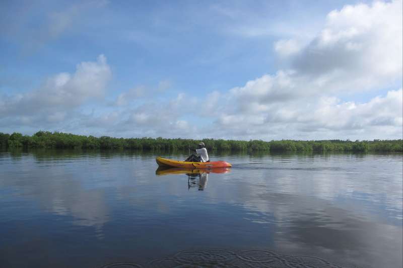 En pirogue au Siné Saloum 