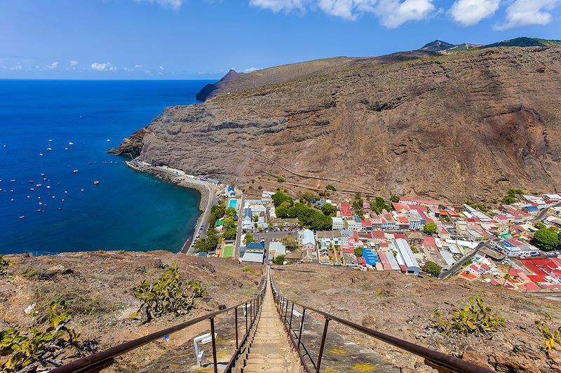 Sainte-Hélène, un voyage hors du temps