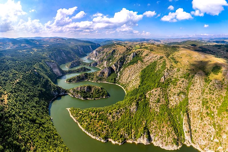 Randonnée des massifs secrets de Serbie aux rives du Monténégro. Un séjour nature et culture dans les pas de l'histoire.
