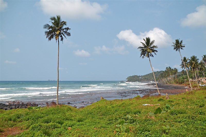 Randonnée entre Ribeira Peixe et Praia Grande - Sao Tomé-et-Principe