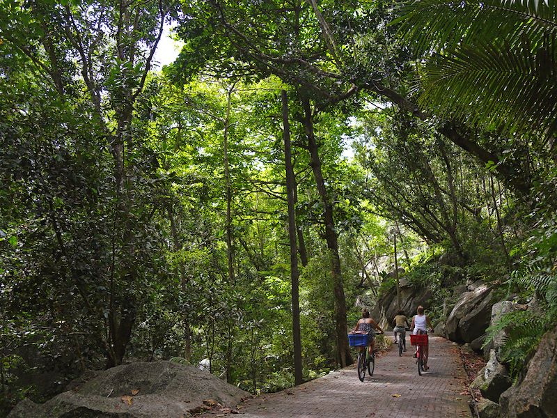 En vélo à La Digue - Seychelles