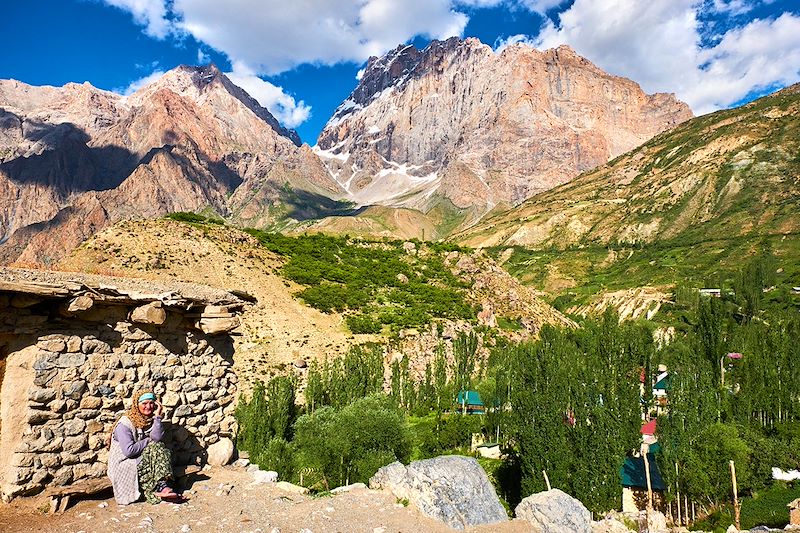 Trek immersif au Tadjikistan dans les Monts Fan et la vallée oubliée de Yagnob, de village en village avec nuits chez l'habitant