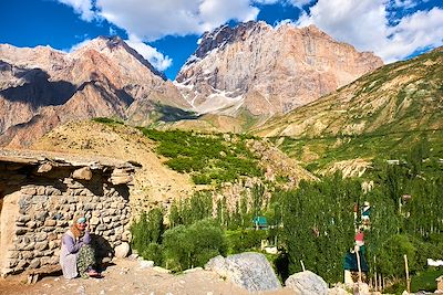 Trek et rencontres de lacs en vallées cachées