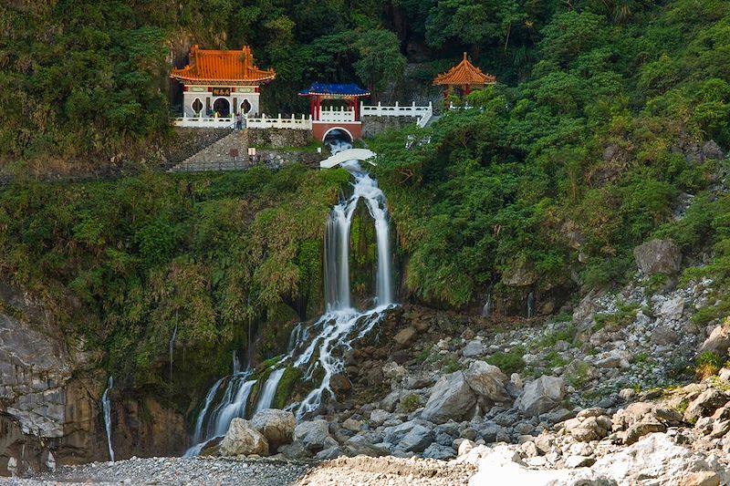 Temple Changchun dans le parc national de Taroko - Taïwan