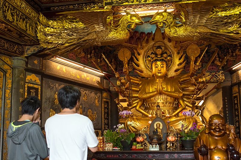 Chapelle de la déesse bouddhiste Guanyin au temple Guandu - Taipei - Taiwan