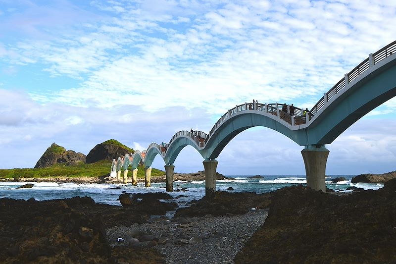Le pont dragon de Sanxiantai - Taïwan