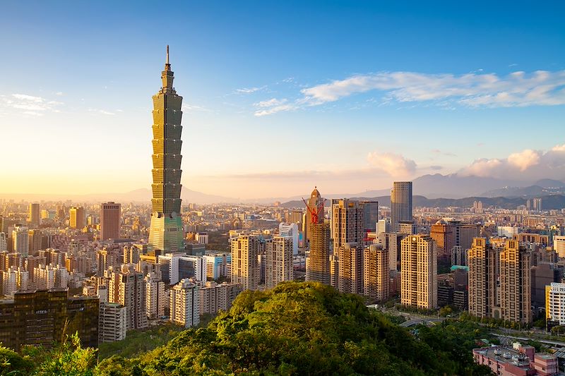 Vue panoramique de la ville de Taipei avec Taipei 101 - Taiwan