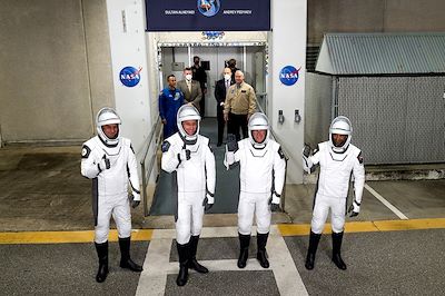 5, 4, 3, 2, 1, lift off ! 4