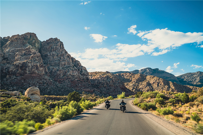 Motocyclistes en direction de Las Vegas - Nevada - États-Unis