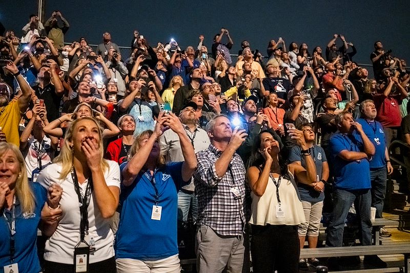 Assistez au lancement d'Artemis 2 depuis le Banana Creek Launch Viewing Area / Watch the launch of Artemis 2 from the Banana Creek