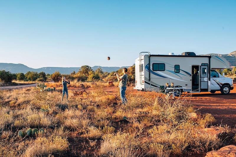 En camping car en famille dans le parc national de Zion - États-Unis