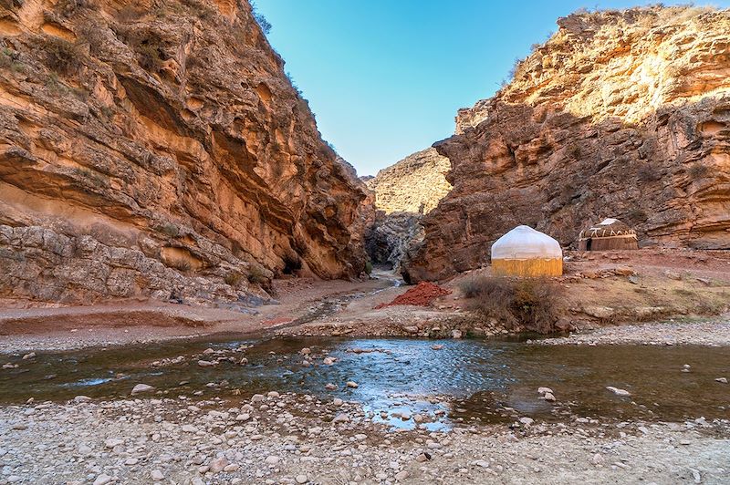 Yourte près de l'entrée des gorges de Gulkam - Ouzbékistan