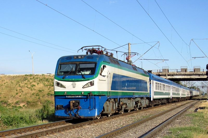 Train dans la province de Tachkent - Ouzbékistan