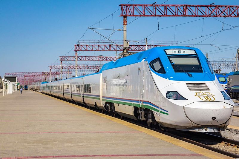TGV Afrosiyob (Talgo 250) - Ouzbékistan